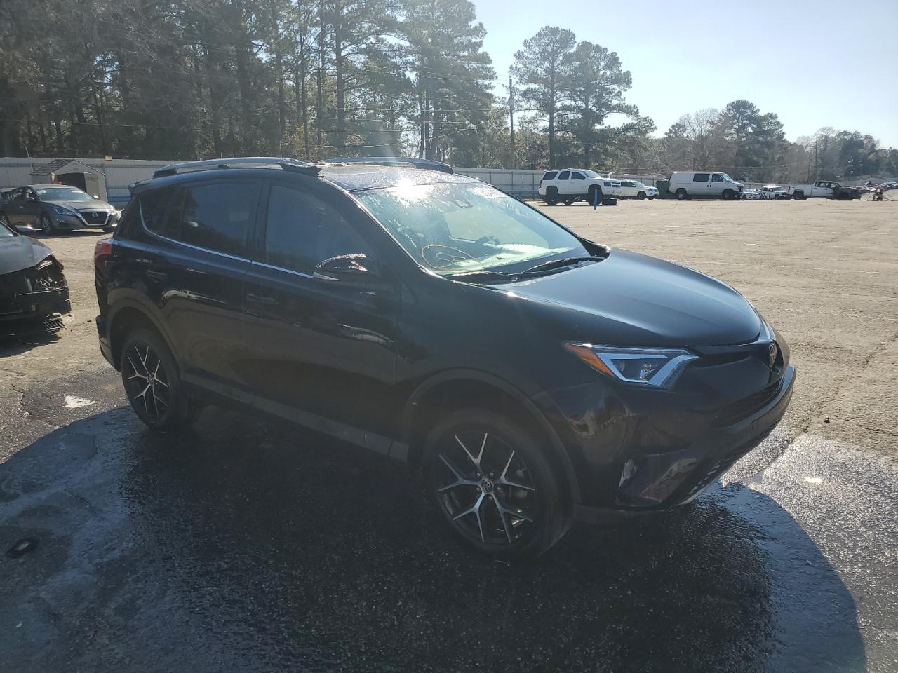 2018 Toyota RAV 4 - Image 4