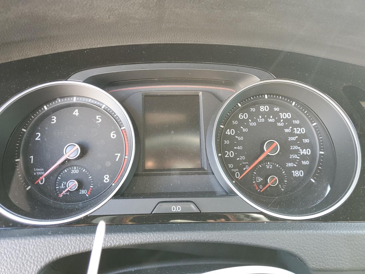 2019 Volkswagen GTI - Image 9