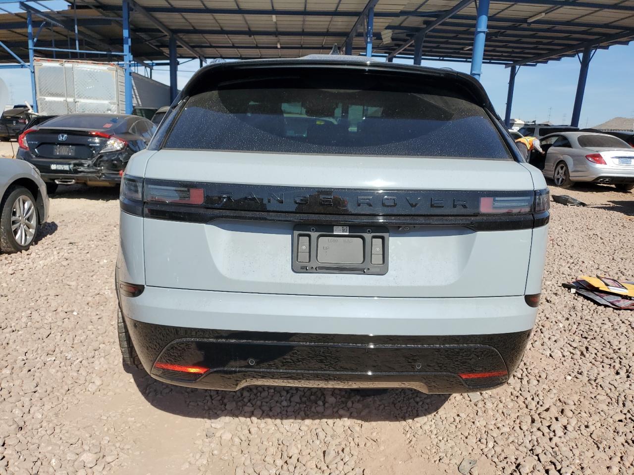 2024 Land Rover Range Rover - Image 6