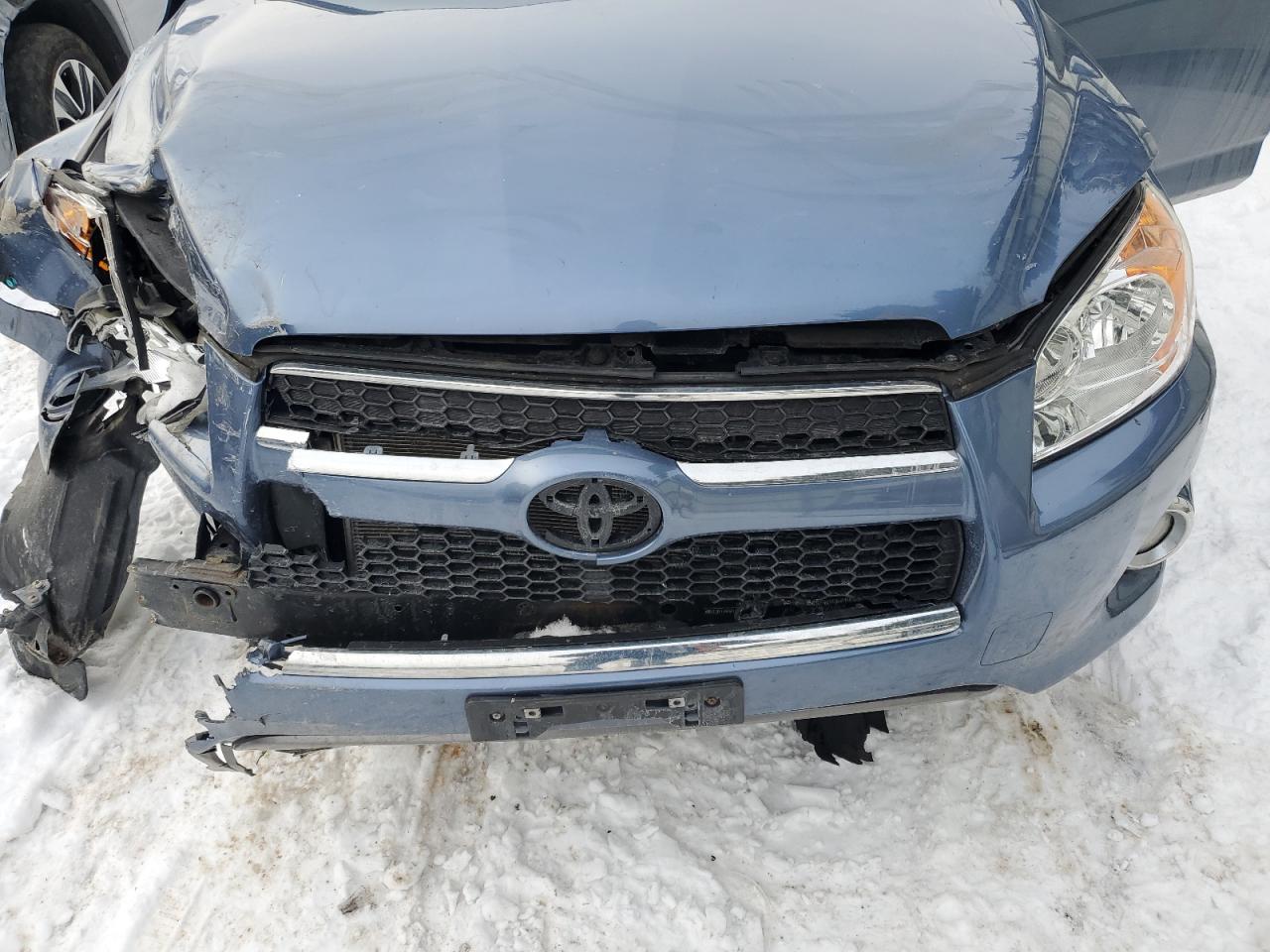 2012 Toyota RAV 4 - Image 12