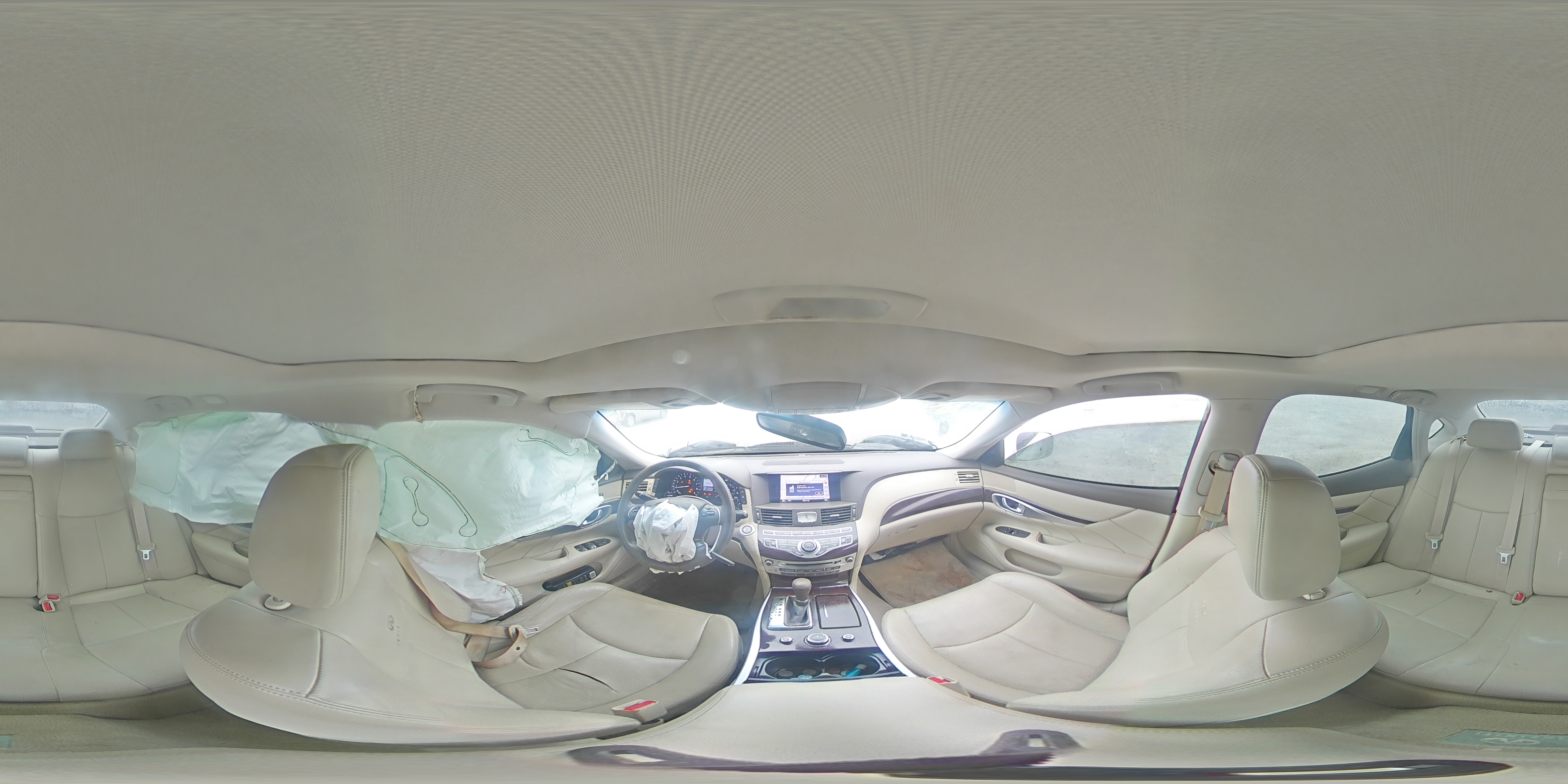 2013 Infiniti M - Image 13