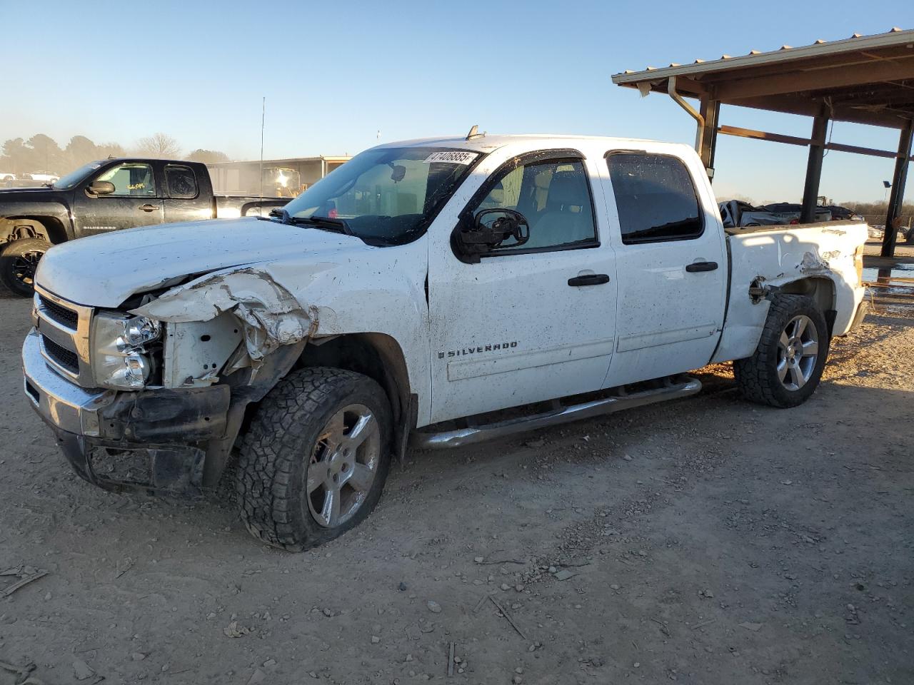 2009 Chevrolet Silverado - Image 1