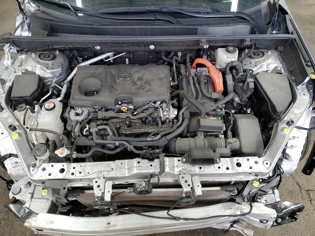 2023 Toyota RAV 4 - Image 12
