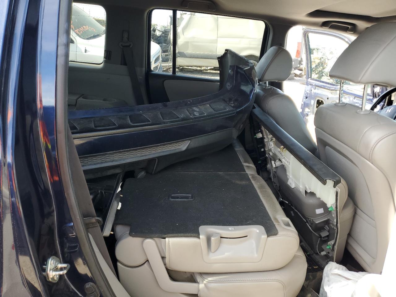 2014 Honda Pilot - Image 11