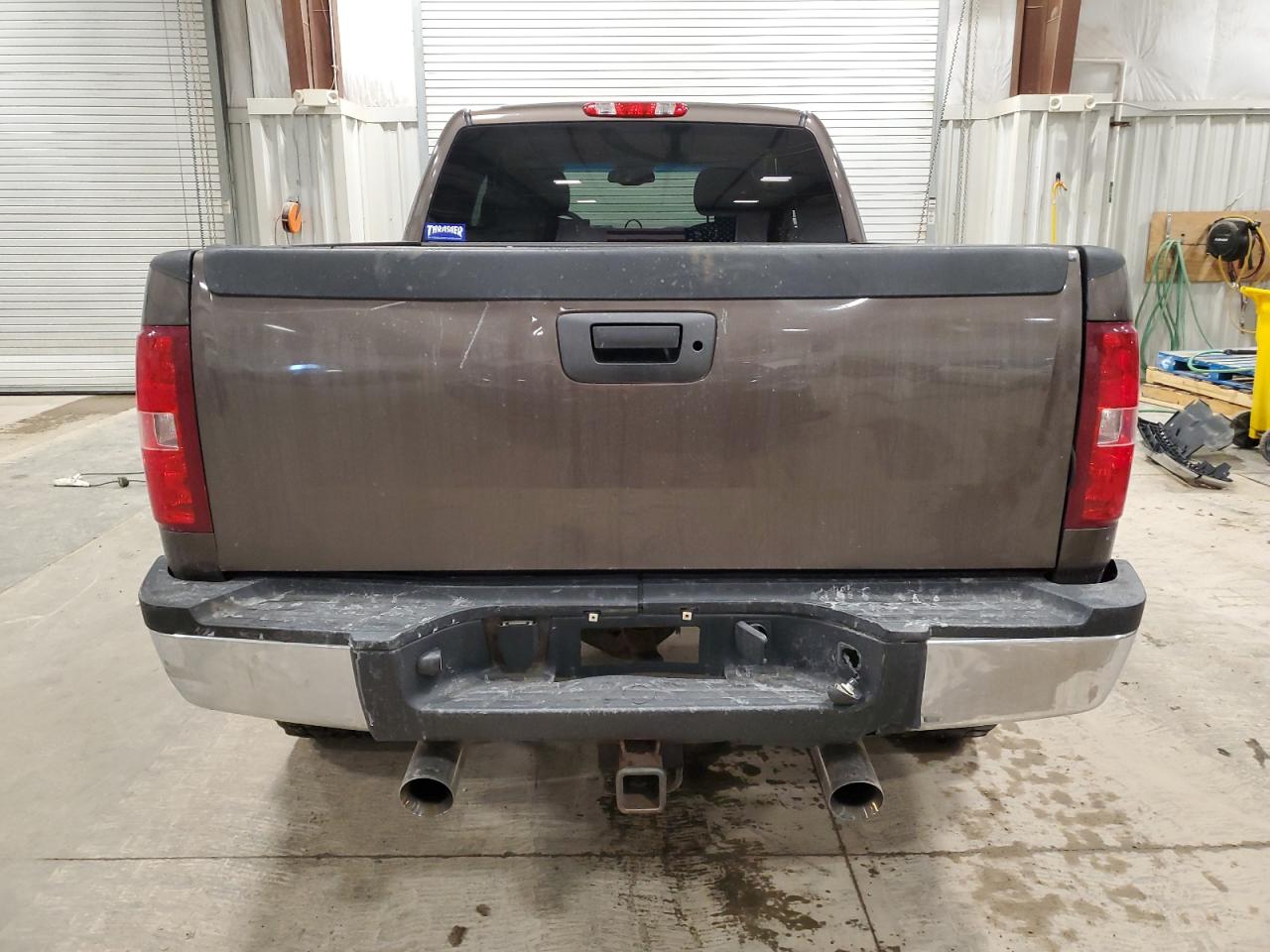 2007 Chevrolet Silverado - Image 6
