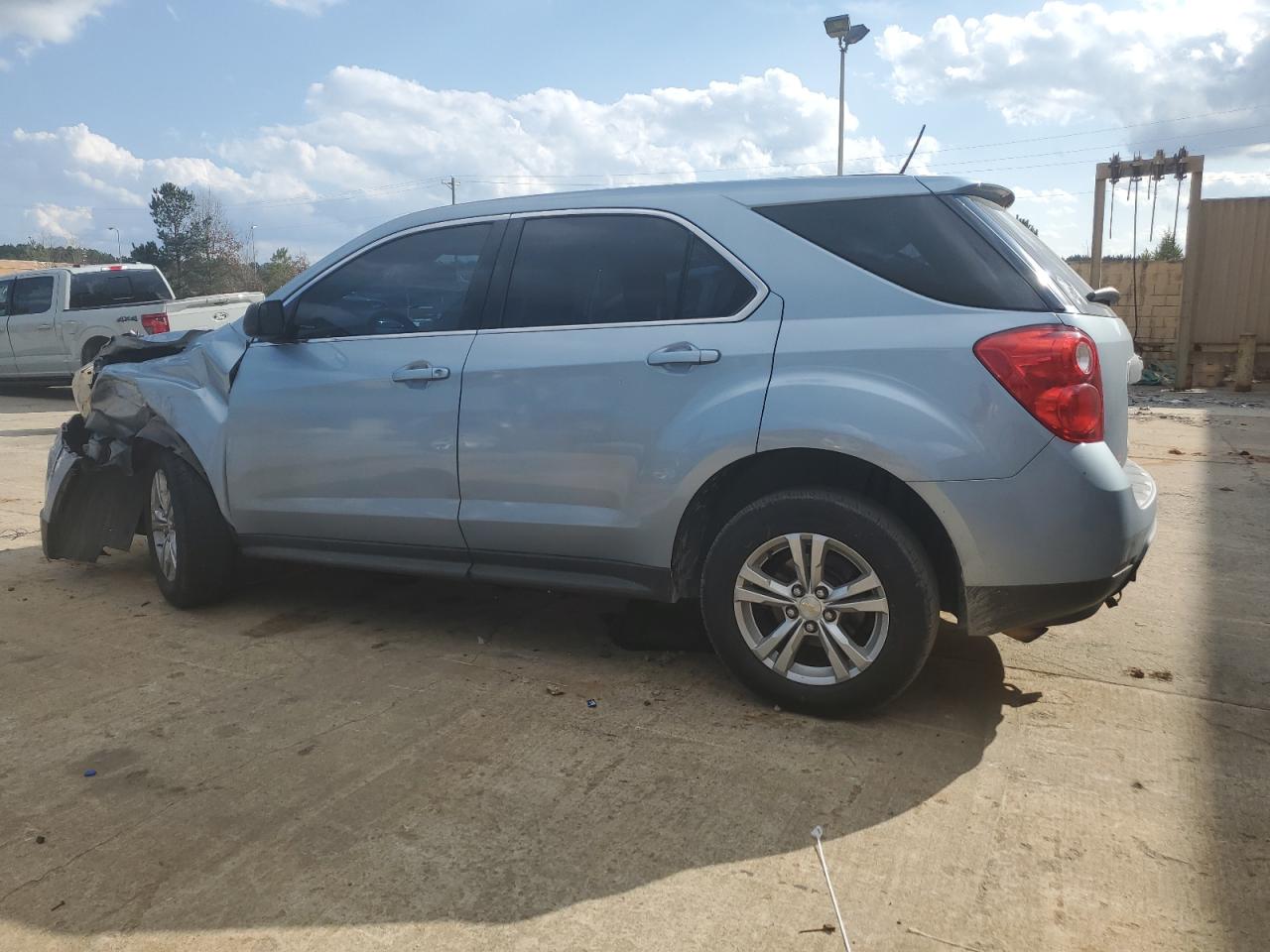 2014 Chevrolet Equinox - Image 2