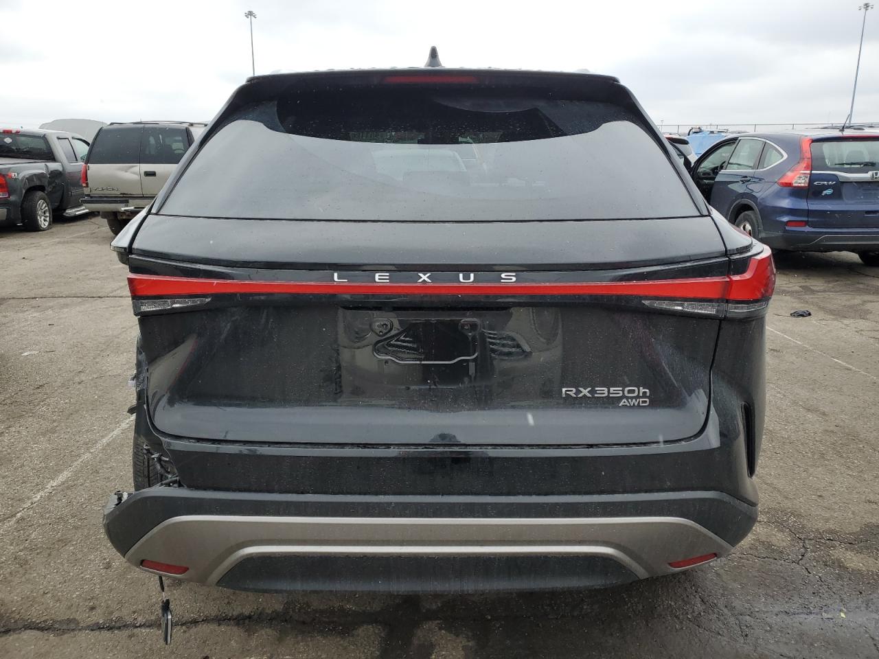 2024 Lexus RX - Image 6