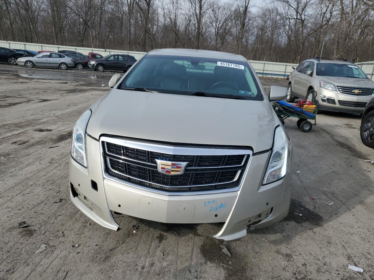 2016 Cadillac XTS - Image 5