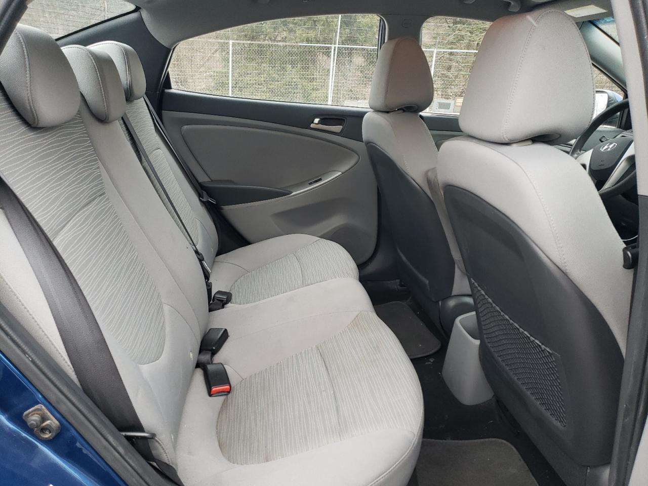 2015 Hyundai Accent - Image 10