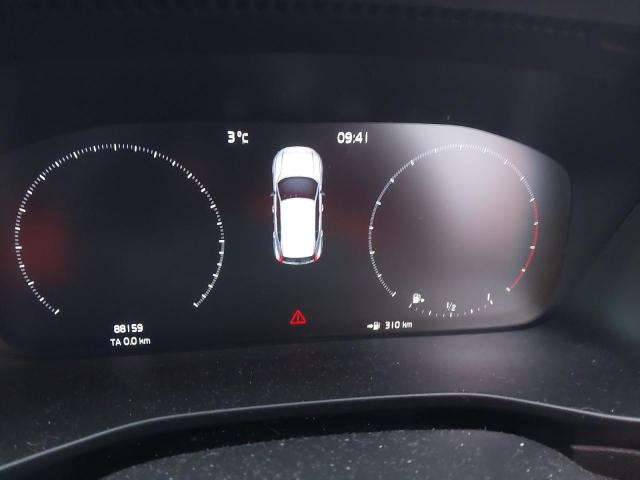2020 VOLVO XC40 R-DES
