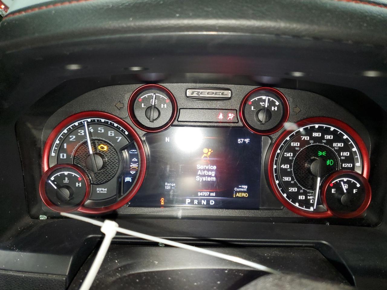 2016 RAM 1500 - Image 9