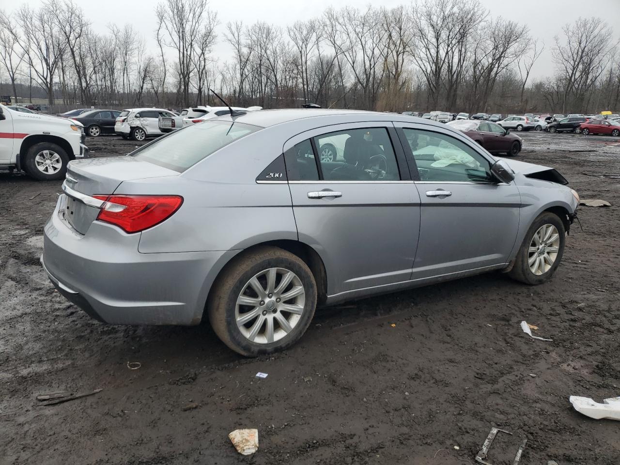 2014 Chrysler 200 - Image 3