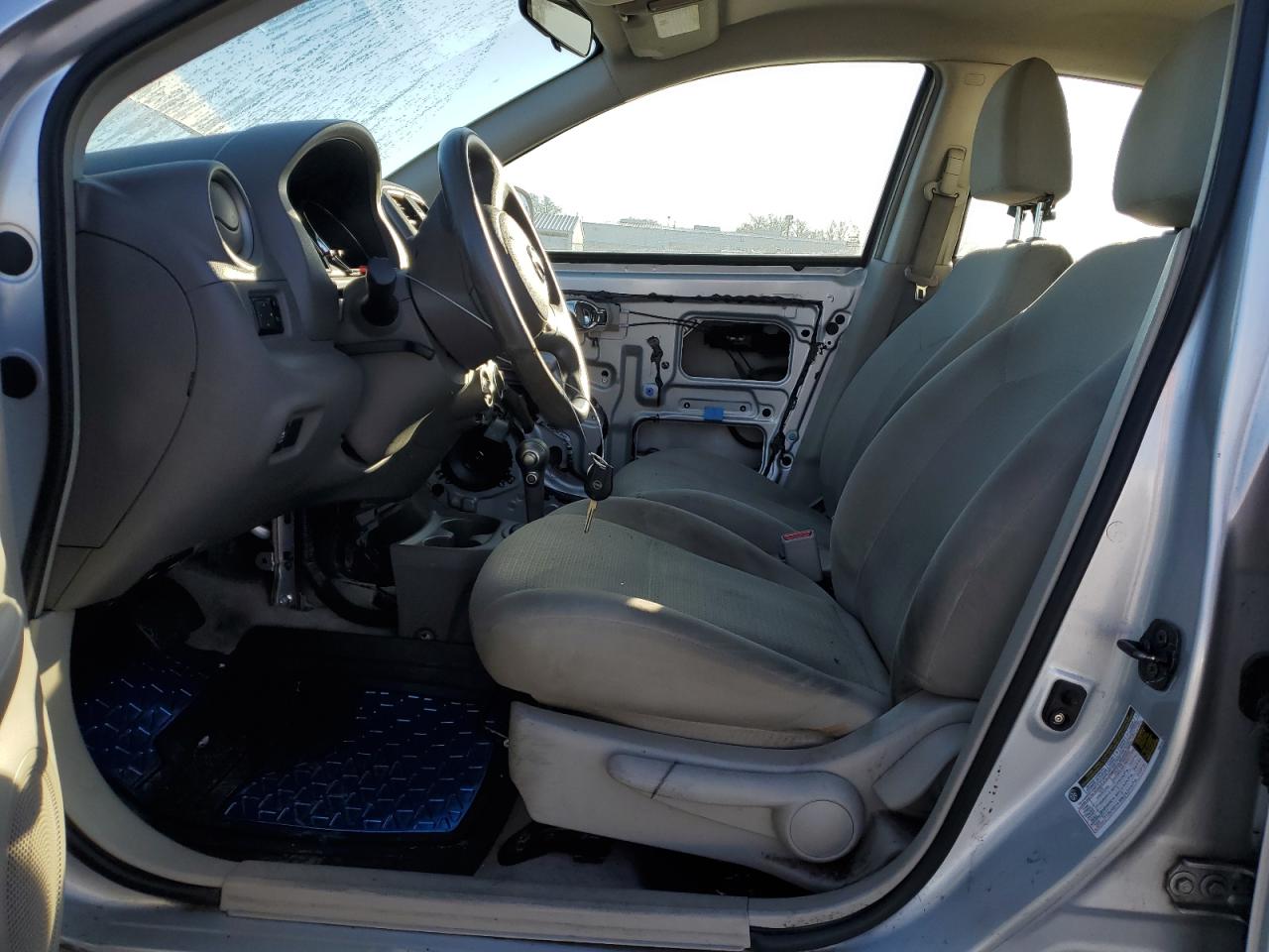 2013 Nissan Versa - Image 7