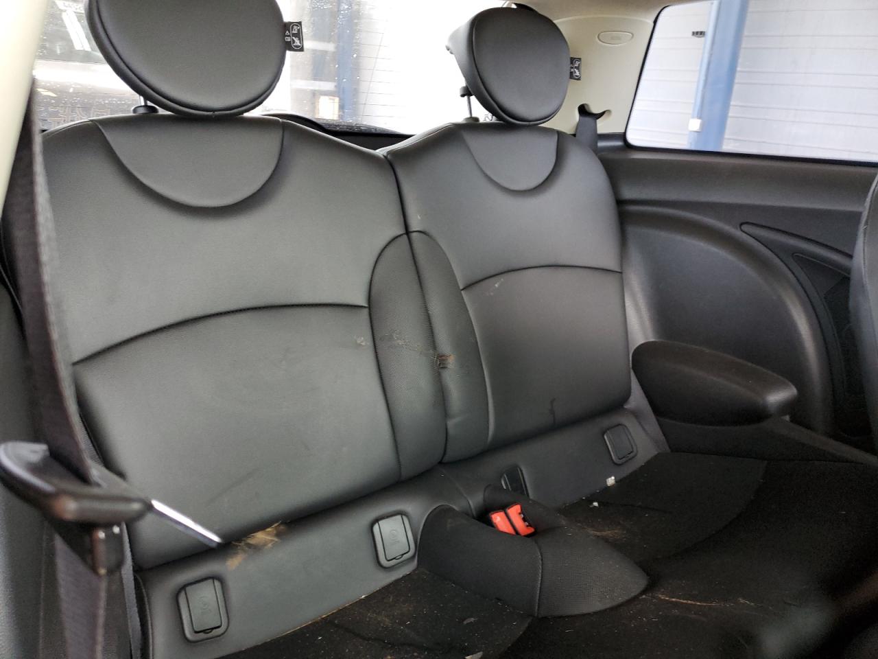 2012 MINI Cooper - Image 10