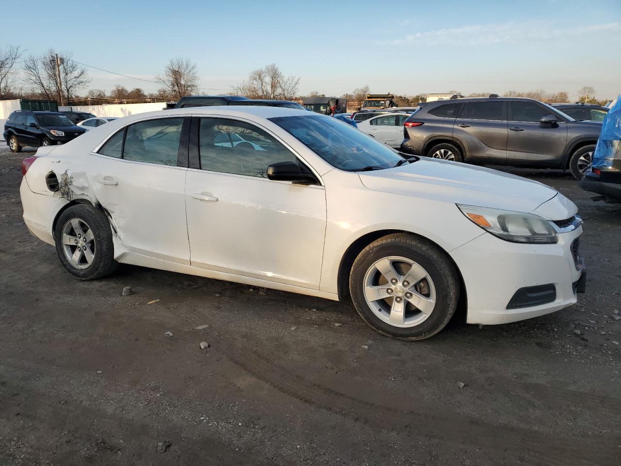 2015 Chevrolet Malibu - Image 4