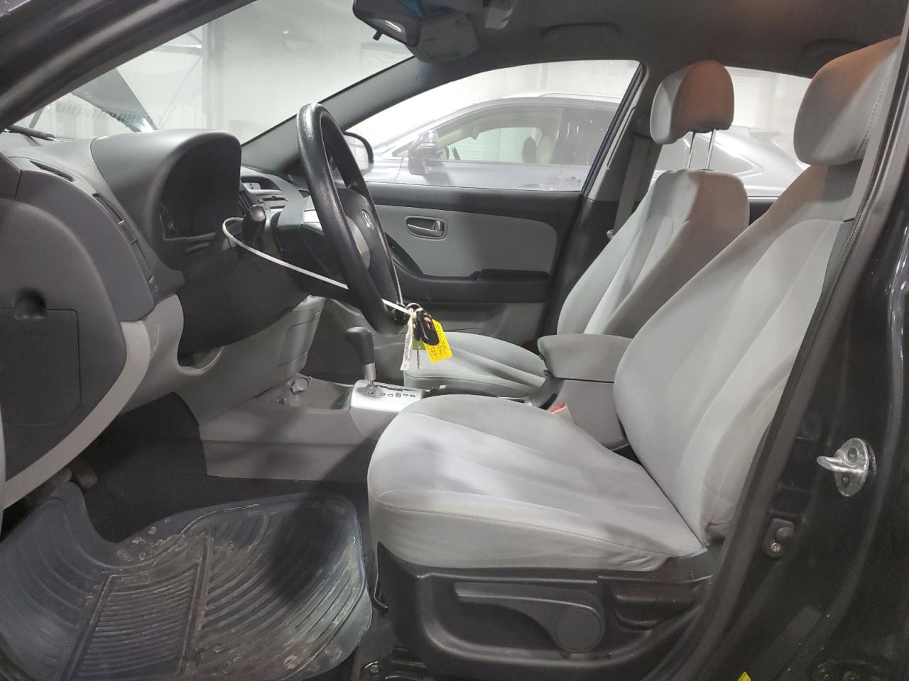 2009 Hyundai Elantra - Image 7