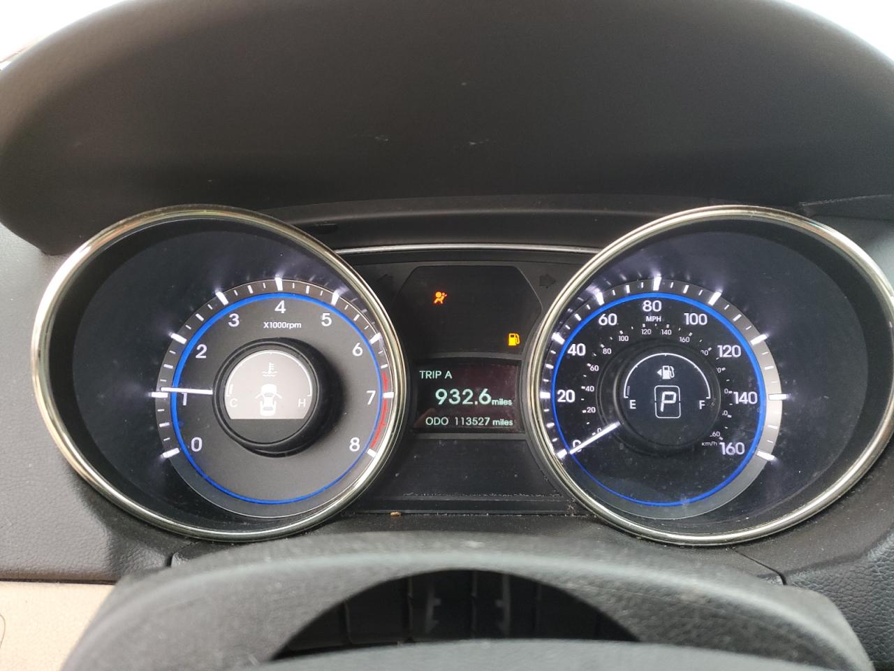 2012 Hyundai Sonata - Image 9