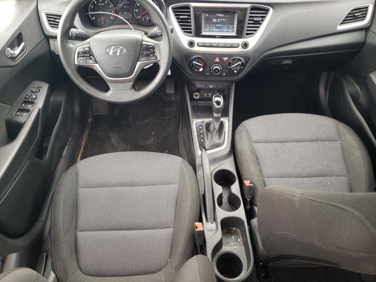 2022 Hyundai Accent - Image 8