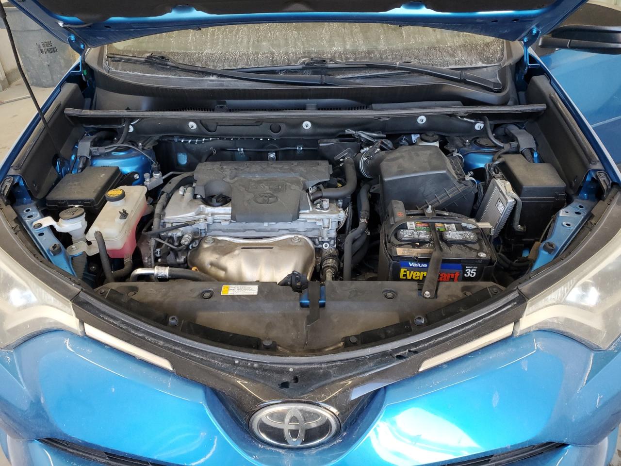 2017 Toyota RAV 4 - Image 12