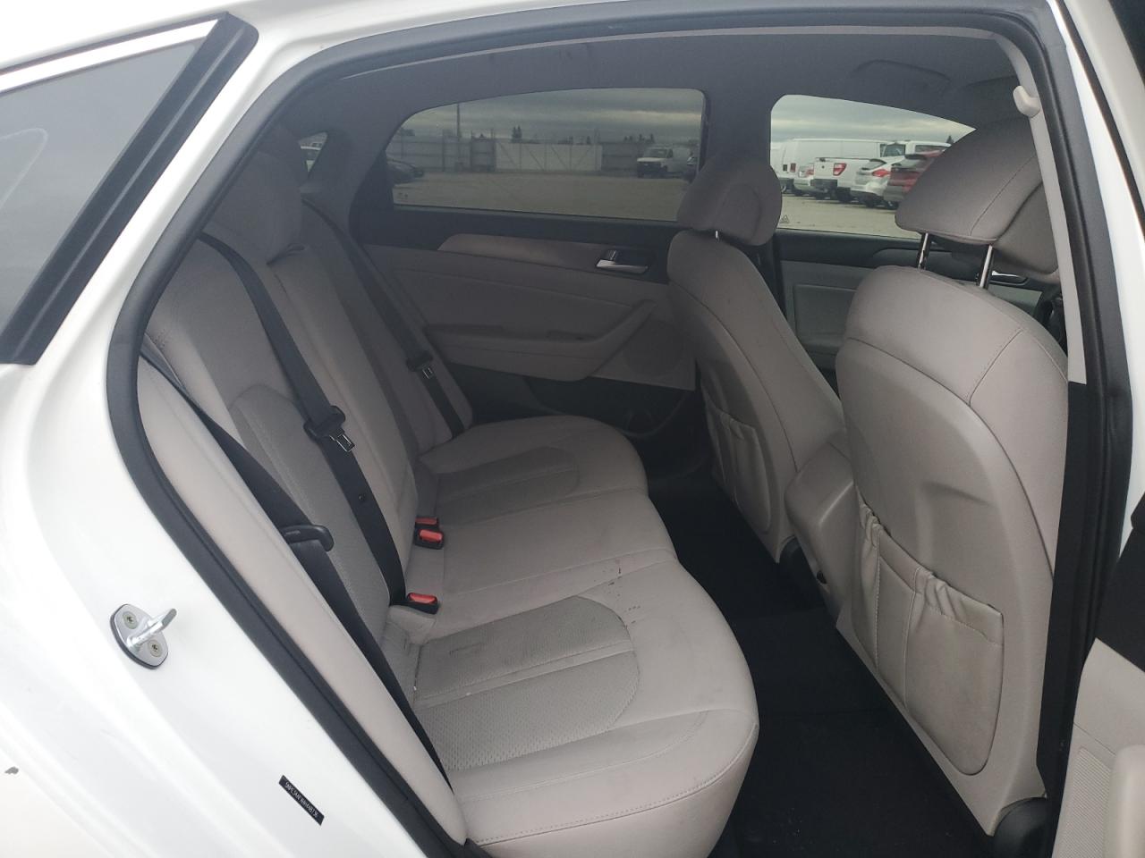 2017 Hyundai Sonata - Image 10