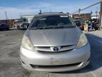 2008 Toyota Sienna Ce zu verkaufen in Wilmington, CA - Side