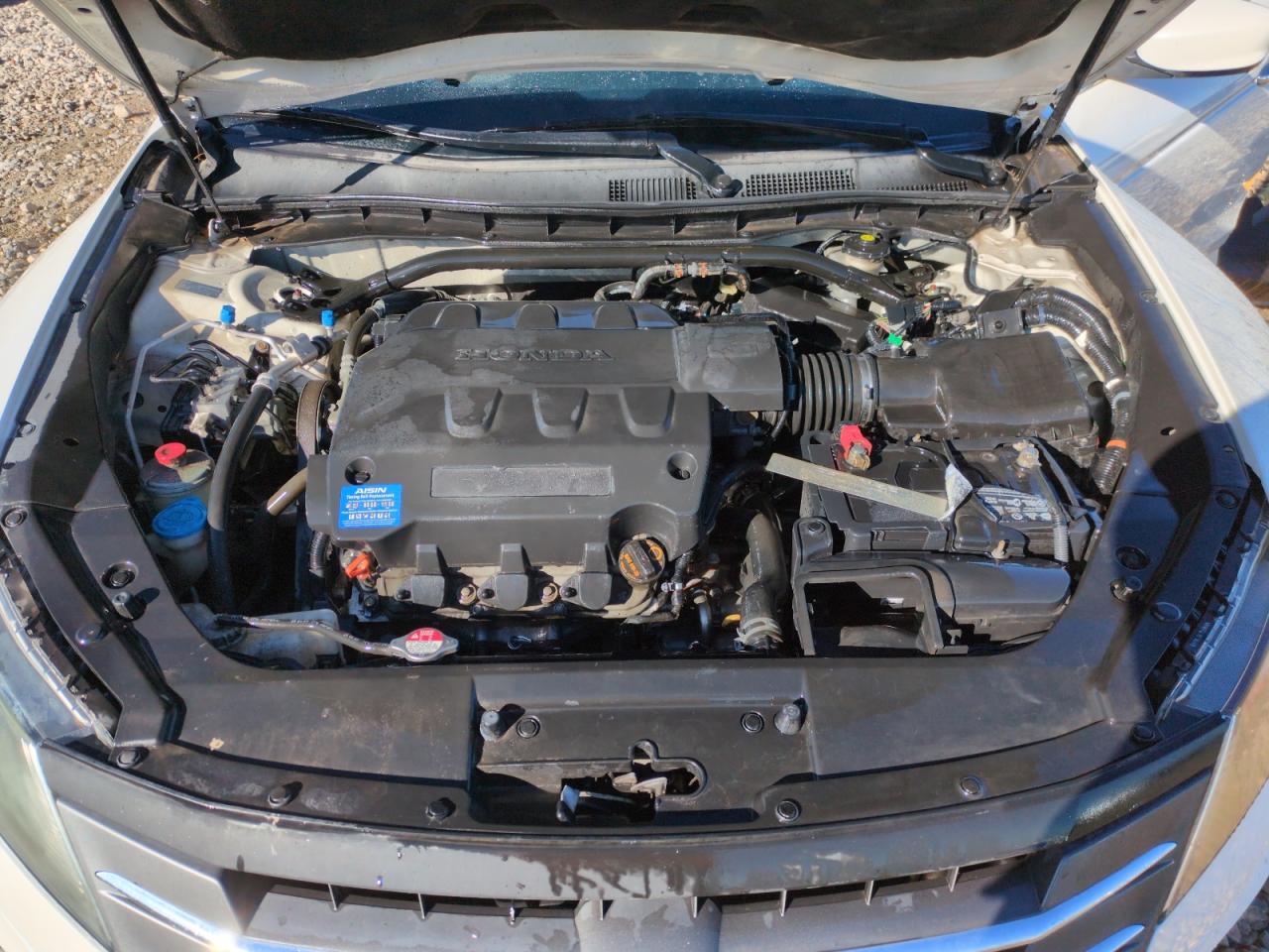 2010 Honda Accord - Image 11