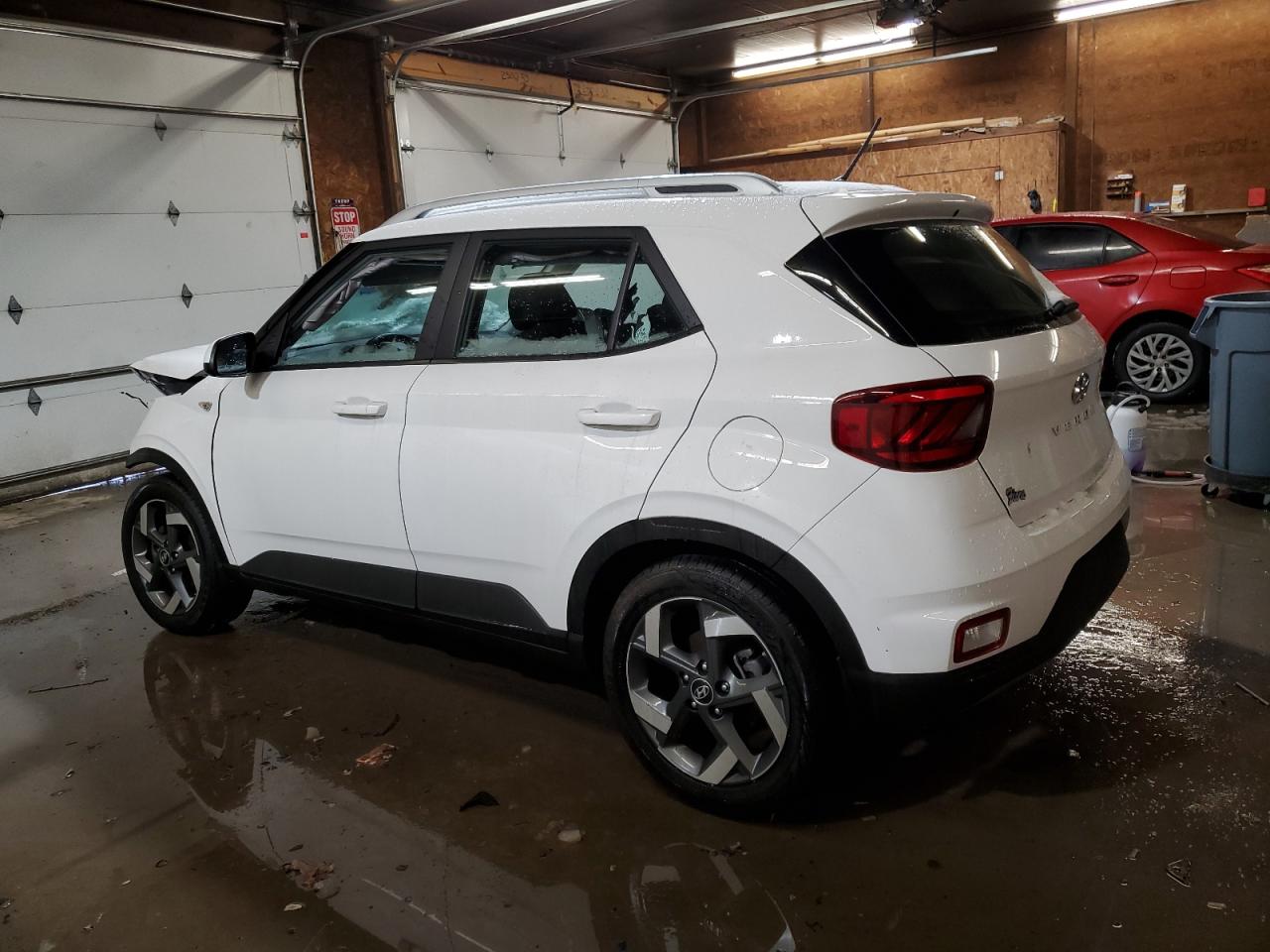2023 Hyundai Venue - Image 2