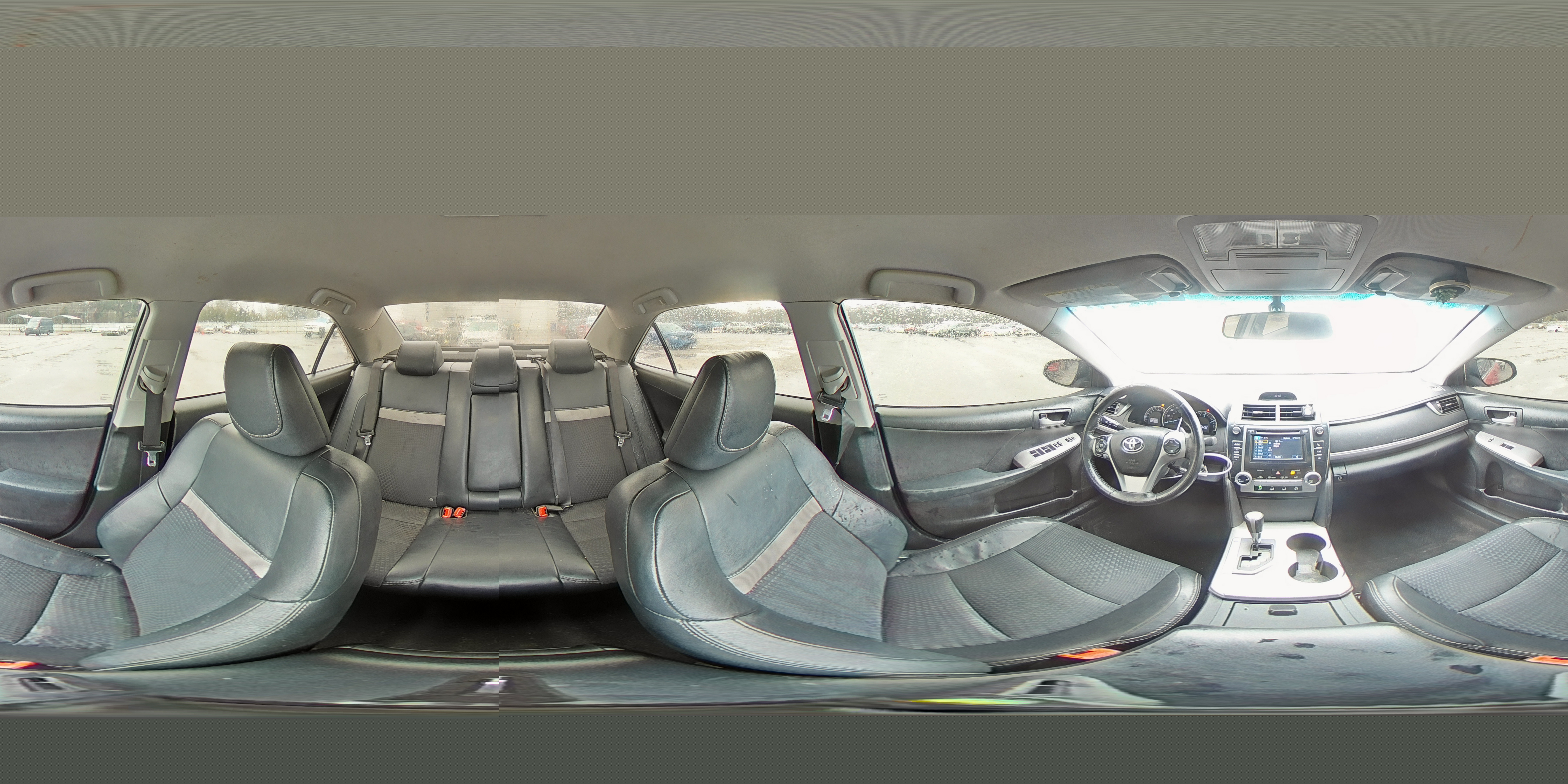 2012 Toyota Camry - Image 14