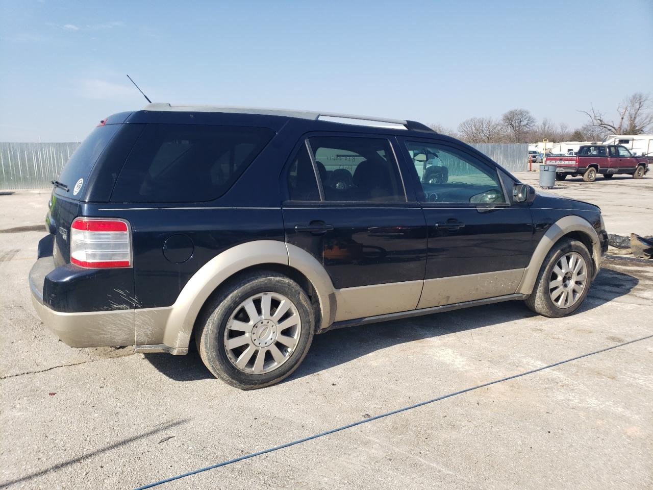 2009 Ford Taurus - Image 3