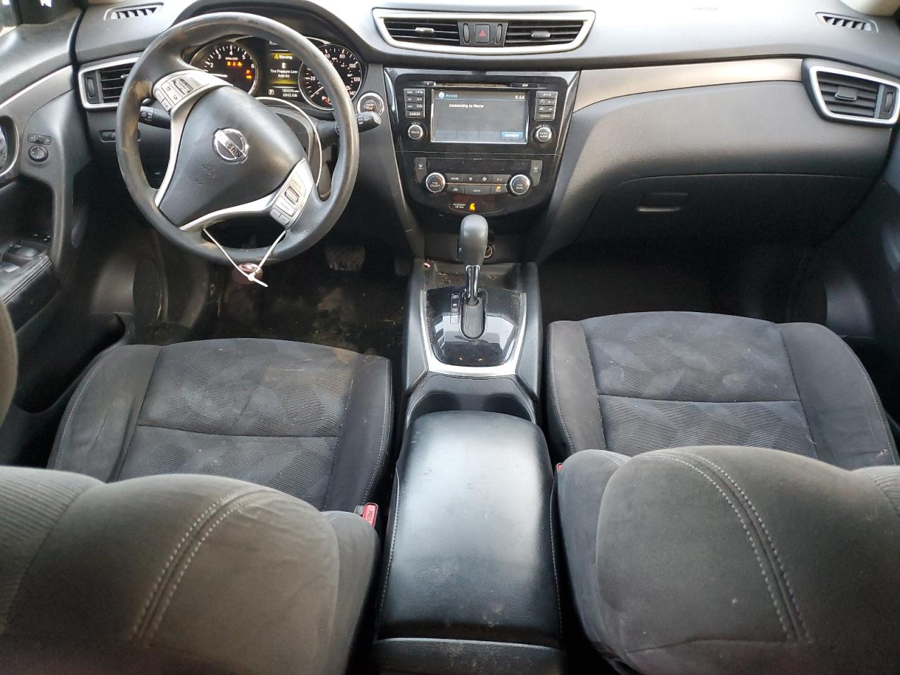 2015 Nissan Rogue - Image 8