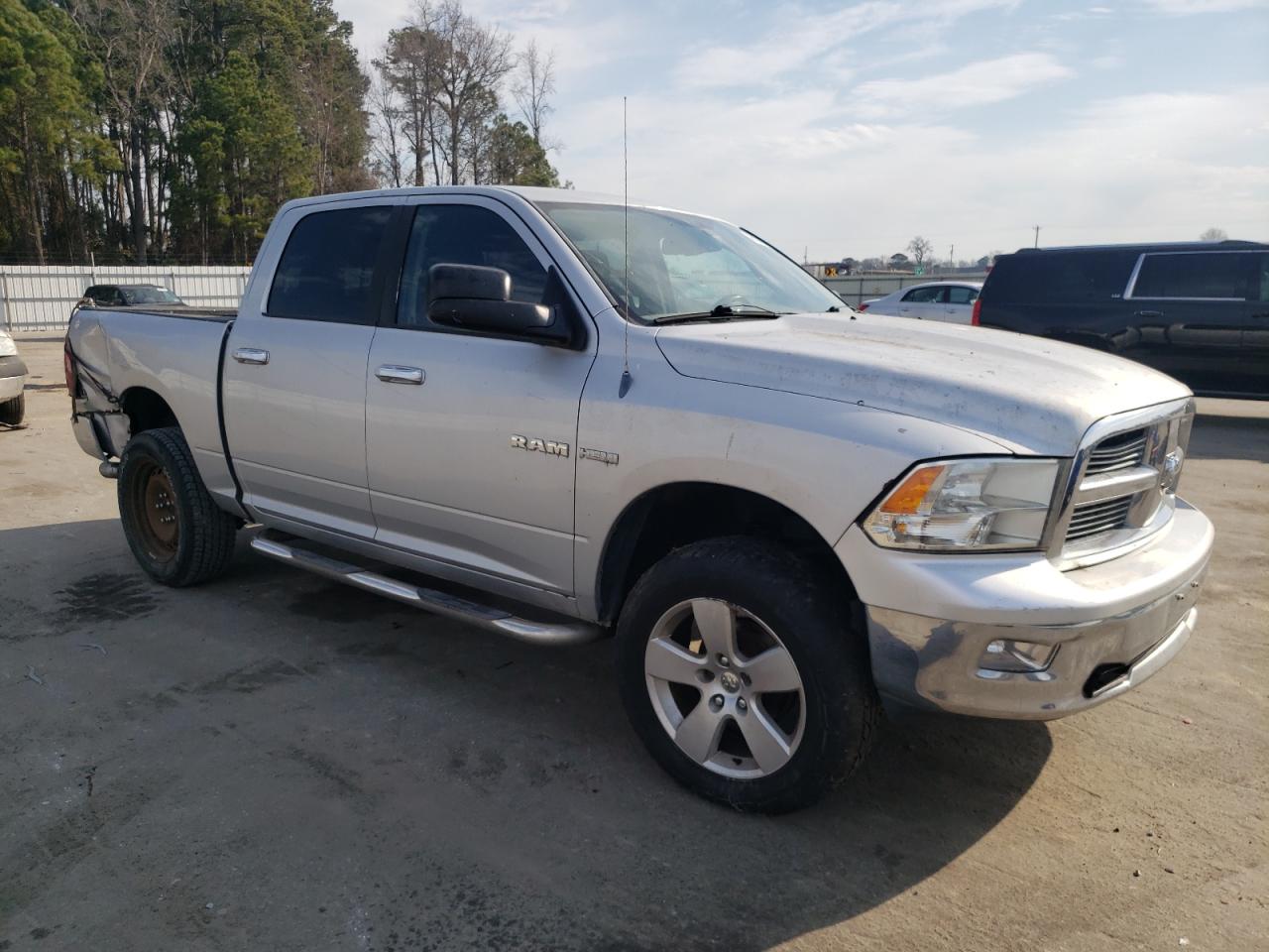 2010 Dodge RAM - Image 4