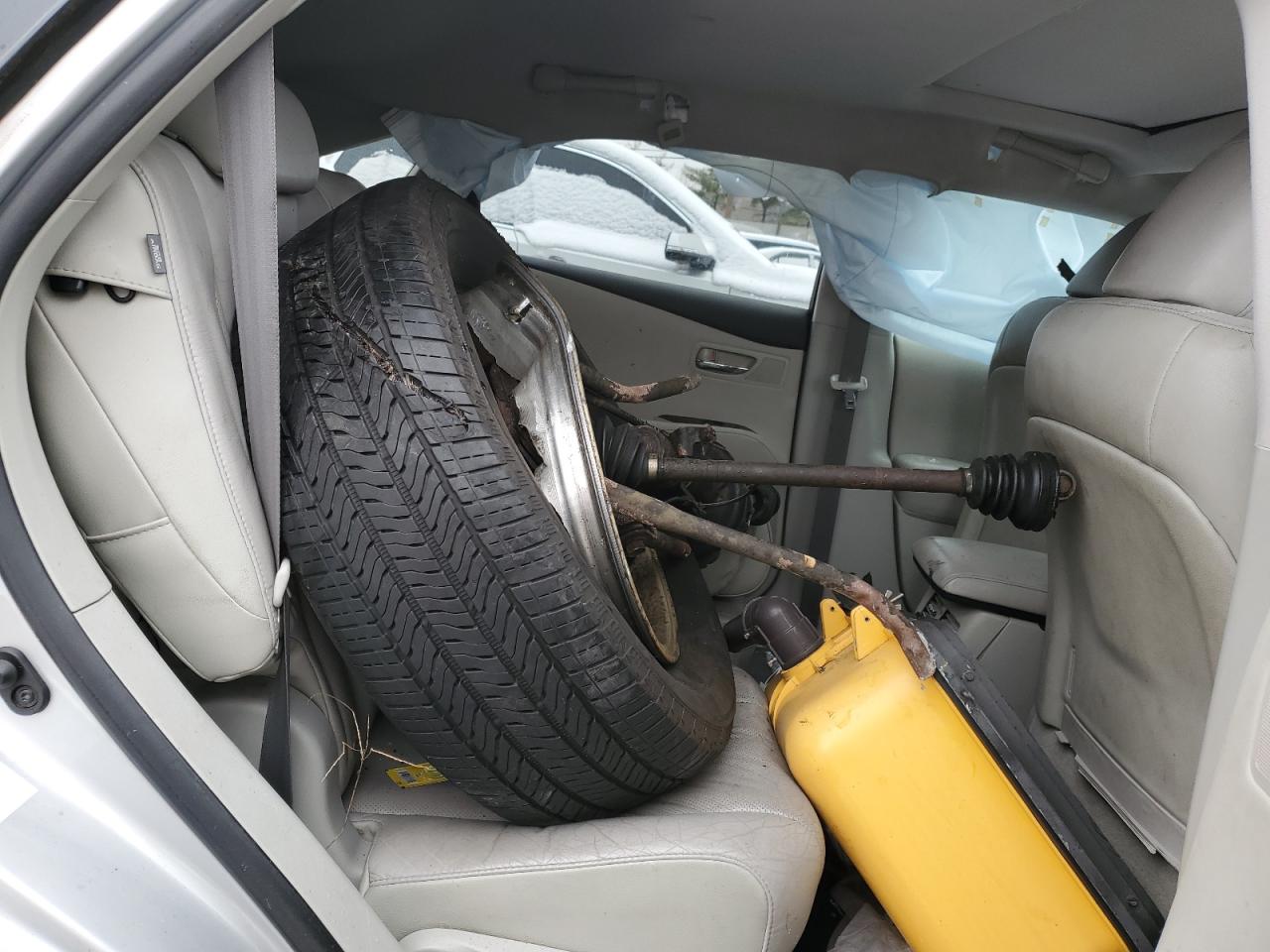2010 Lexus RX - Image 11