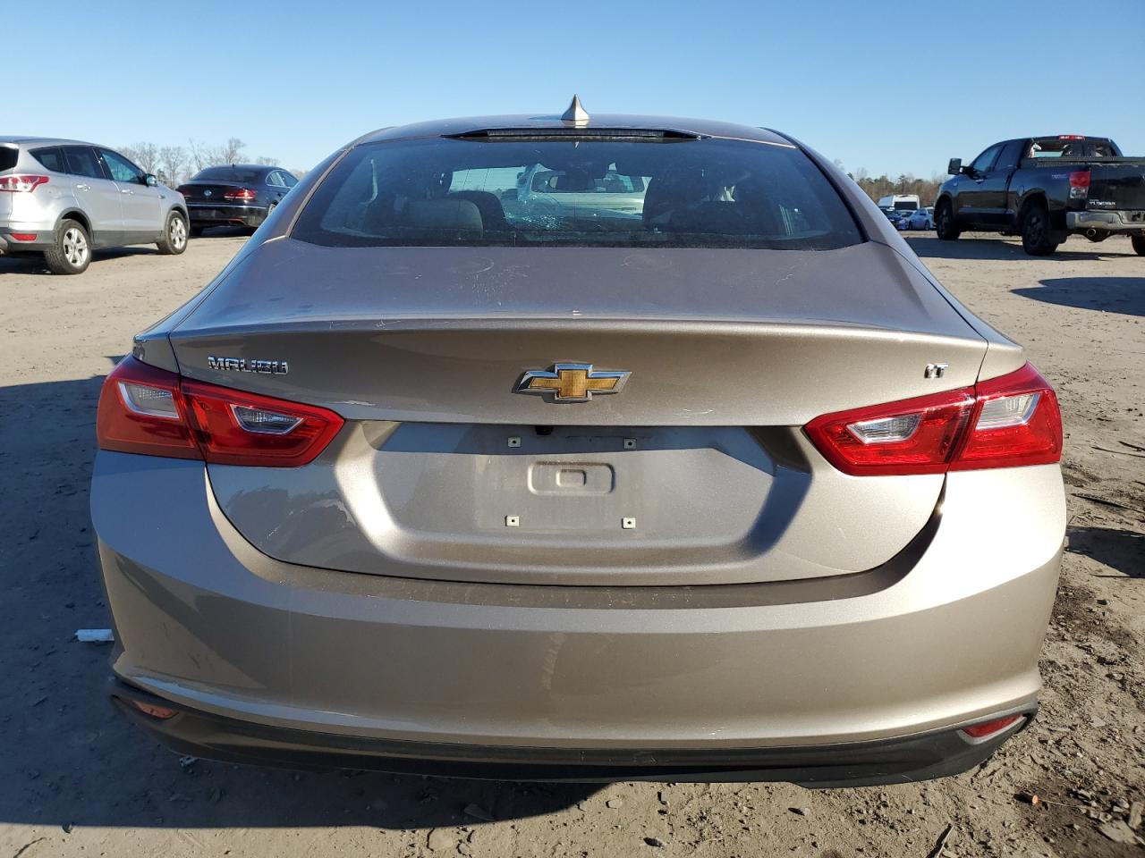 2023 Chevrolet Malibu - Image 6