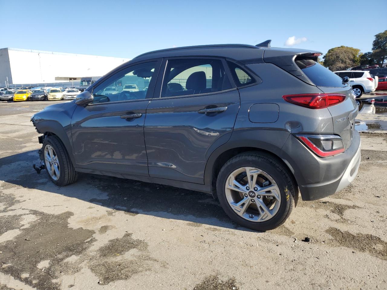2023 Hyundai Kona - Image 2