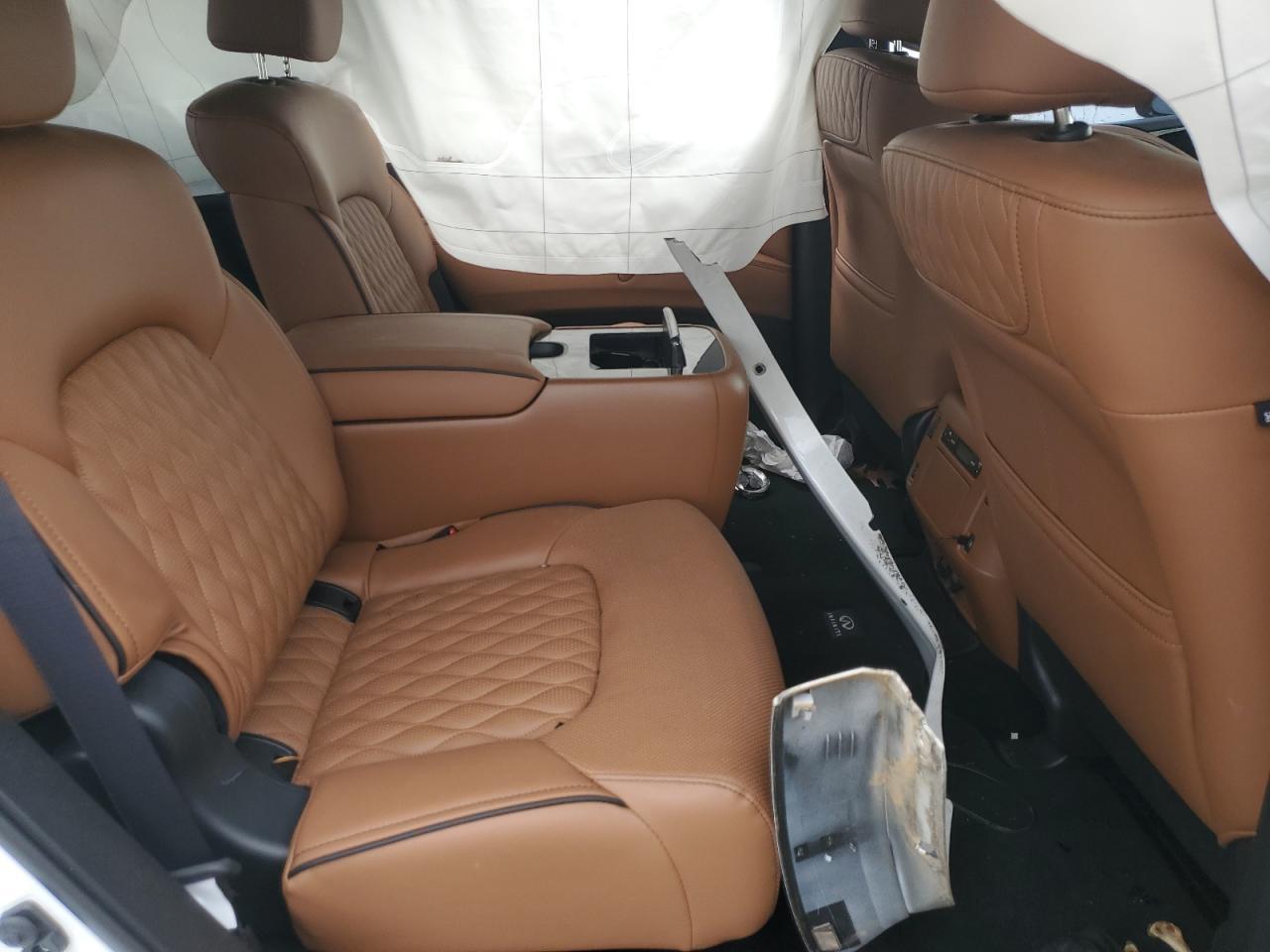 2024 Infiniti QX80 - Image 11
