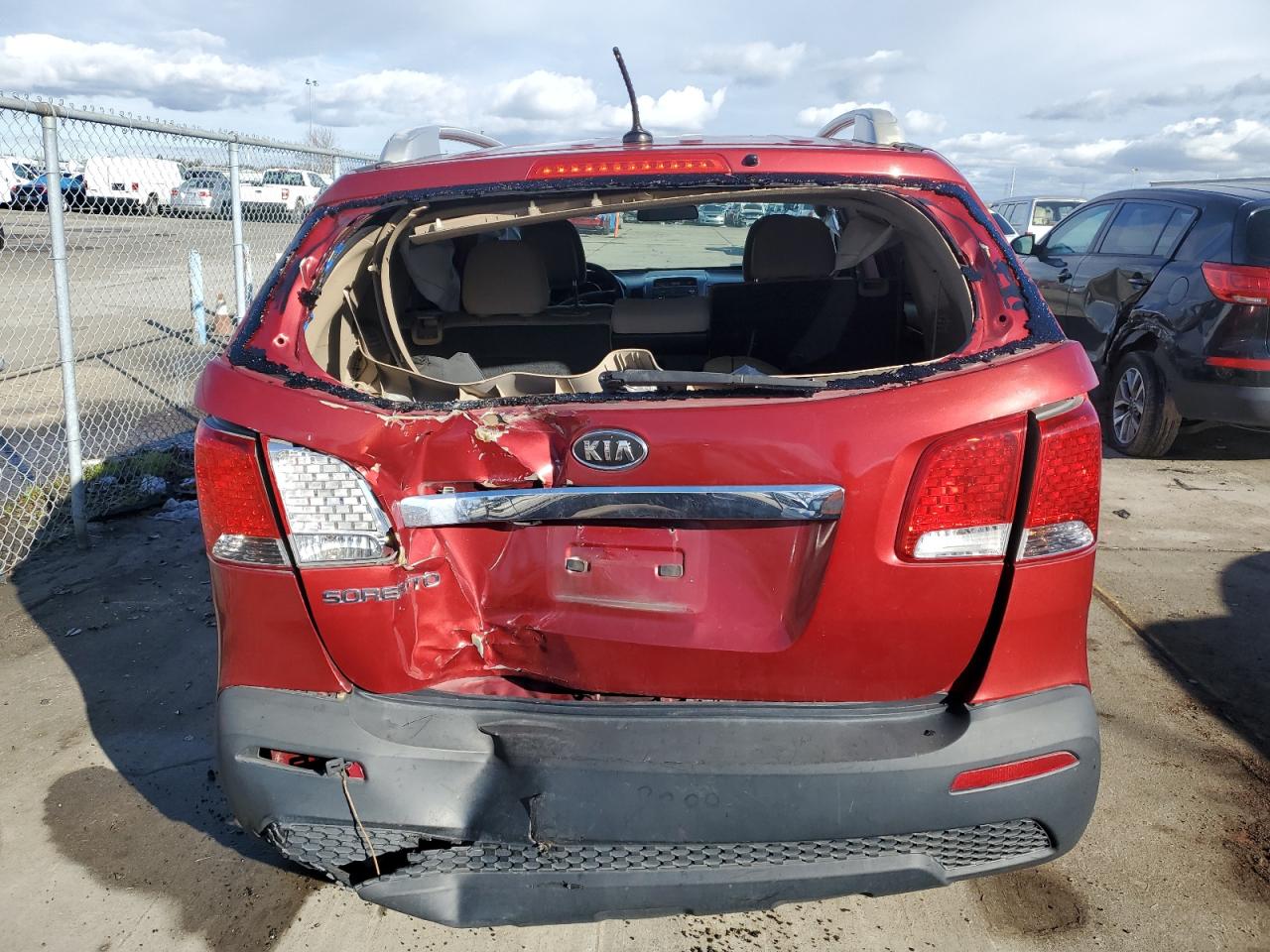 2011 Kia Sorento - Image 6