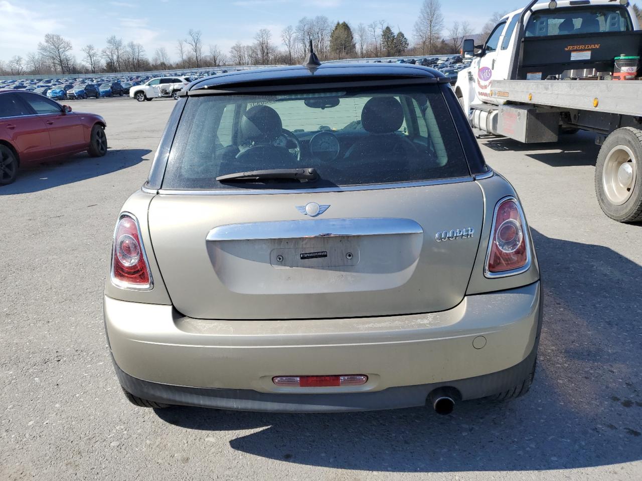 2011 MINI Cooper - Image 6