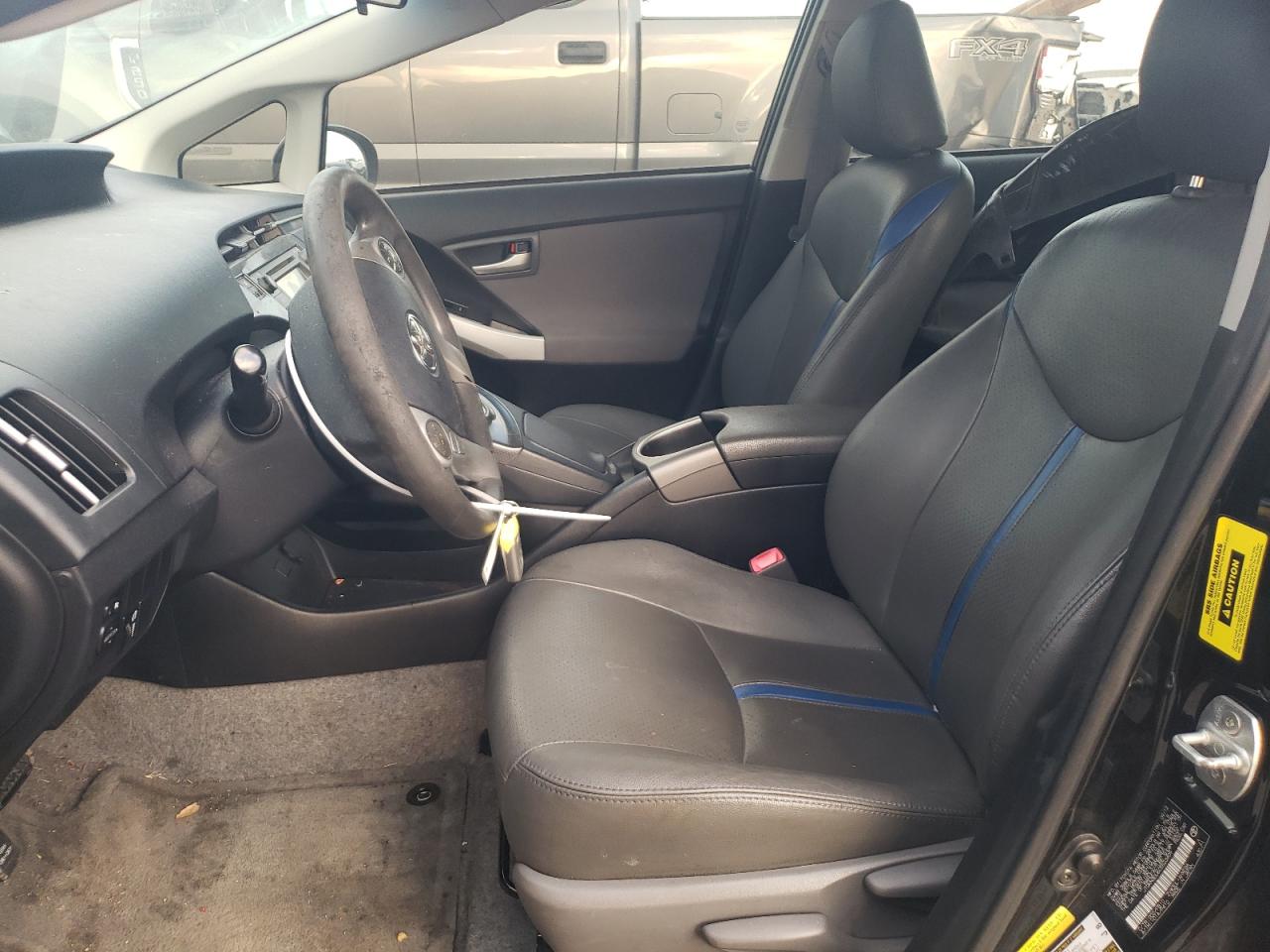 2012 Toyota Prius - Image 7