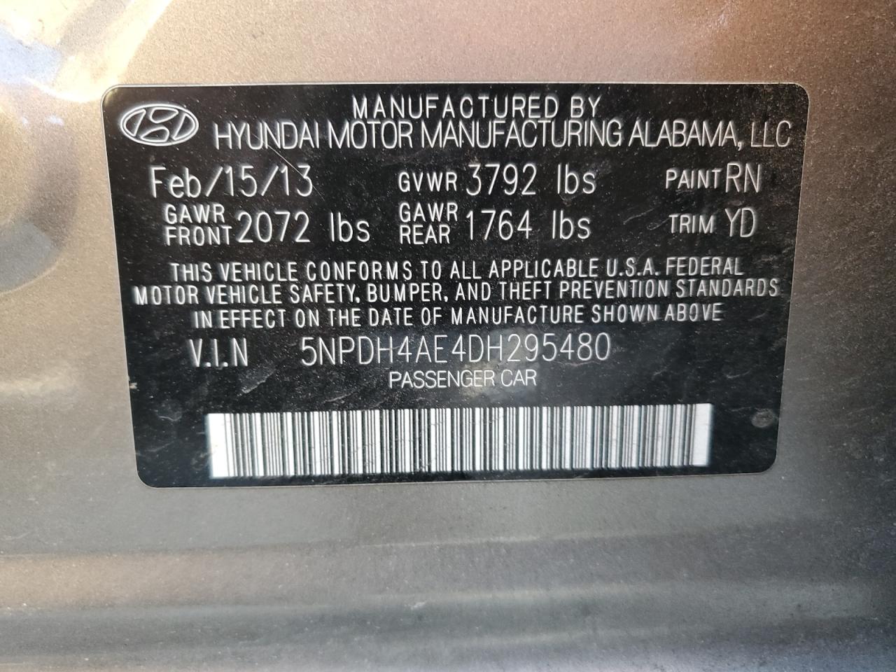 2013 Hyundai Elantra - Image 12