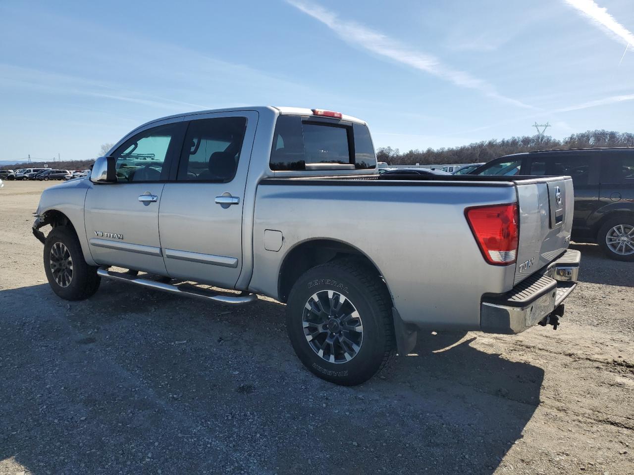 2005 Nissan Titan - Image 2