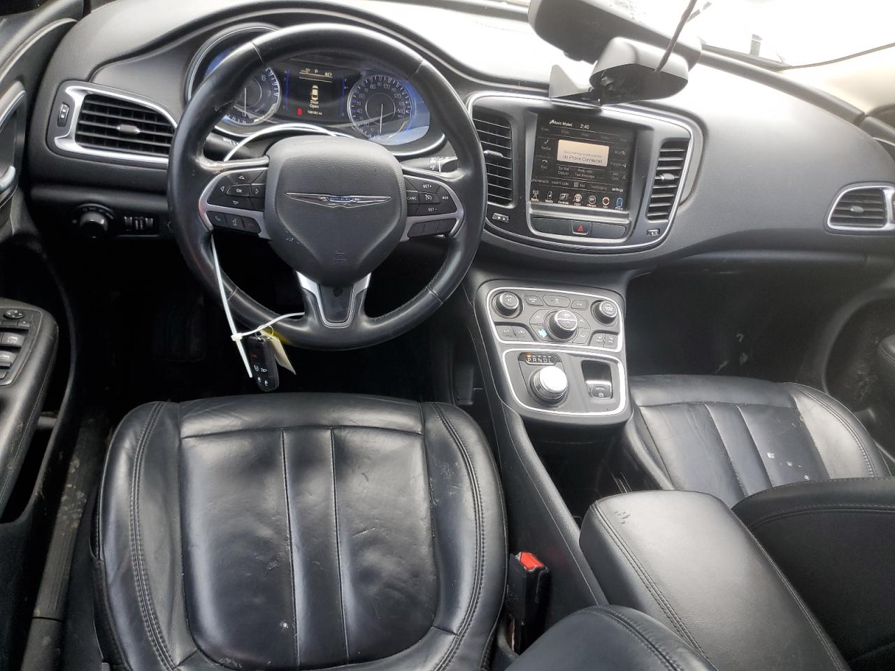2016 Chrysler 200 - Image 8