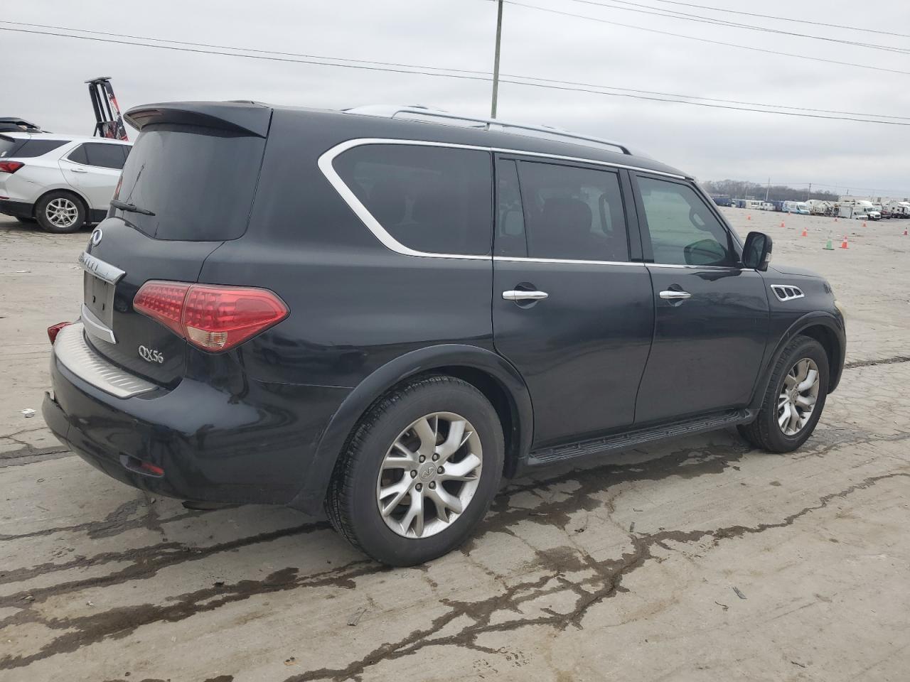 2012 Infiniti QX56 - Image 3