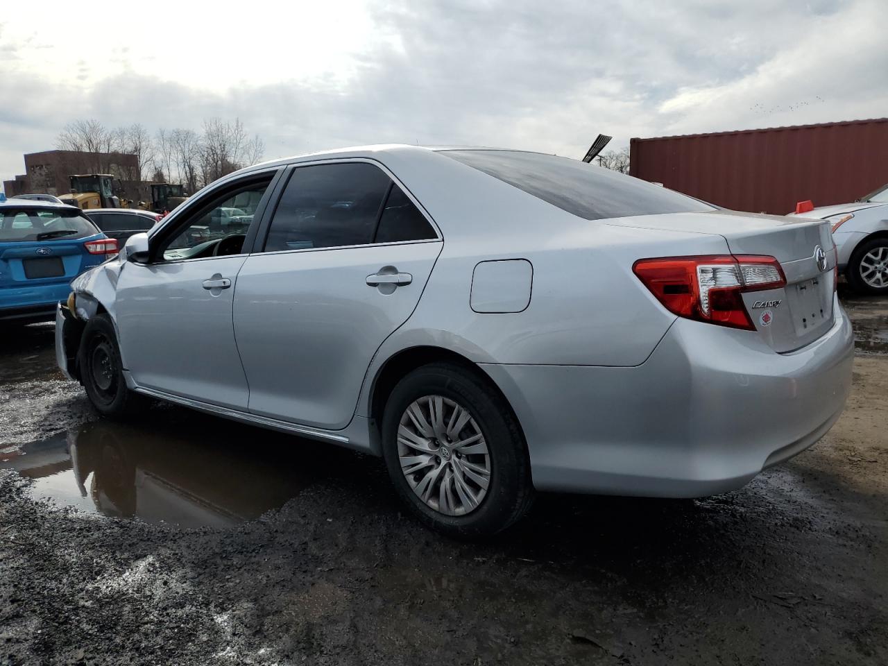 2014 Toyota Camry - Image 2