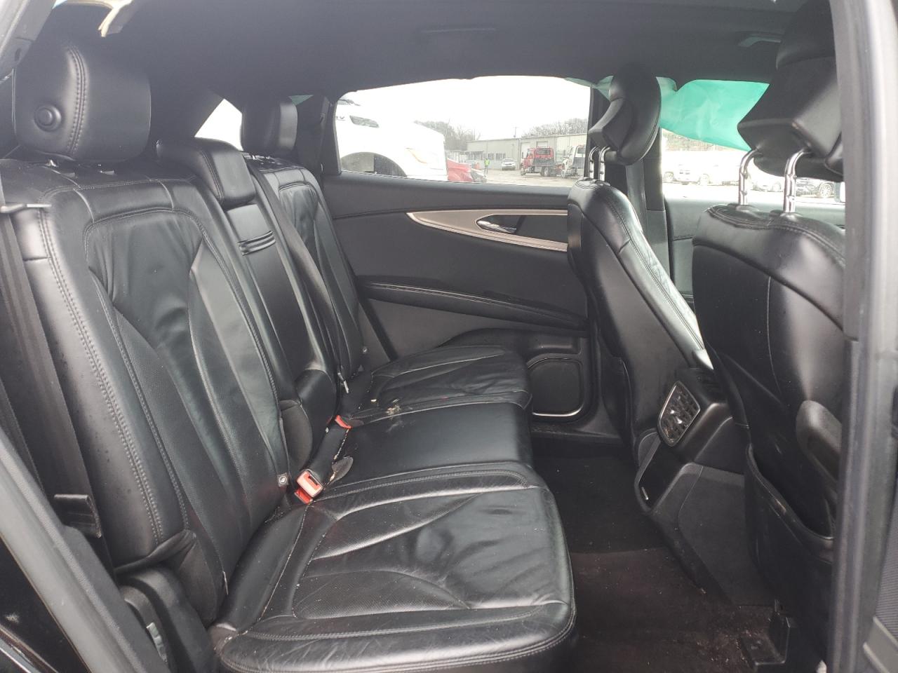 2016 Lincoln MKX - Image 12