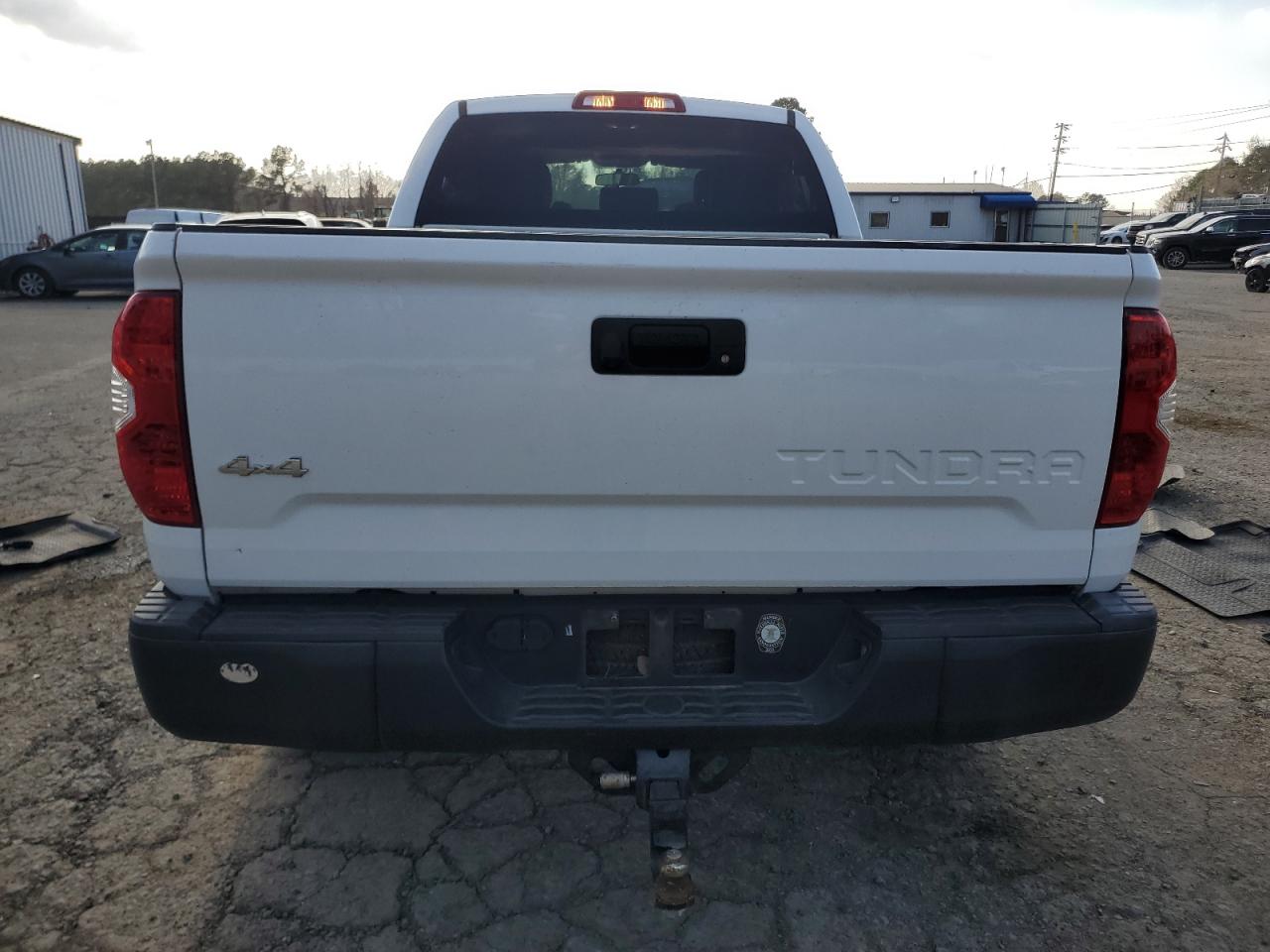 2015 Toyota Tundra - Image 6