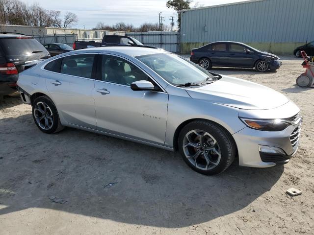  CHEVROLET MALIBU 2021 Srebrny