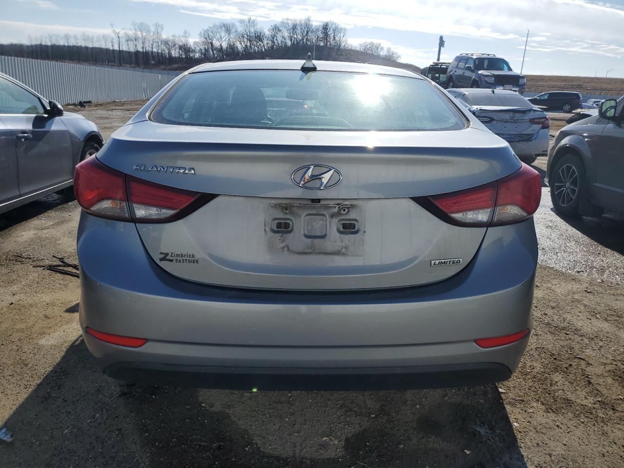 2015 Hyundai Elantra - Image 6