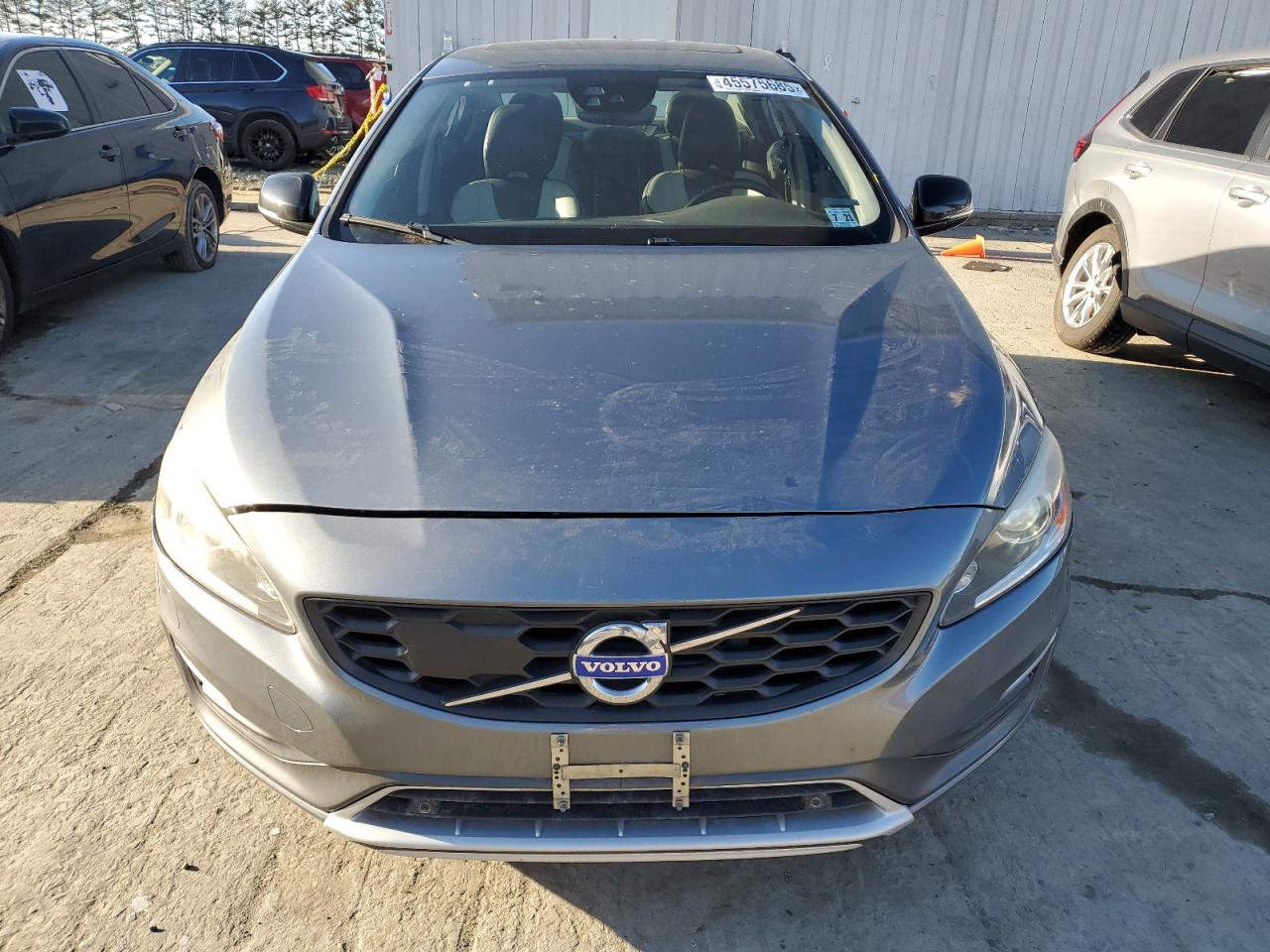 2016 Volvo S60 - Image 5