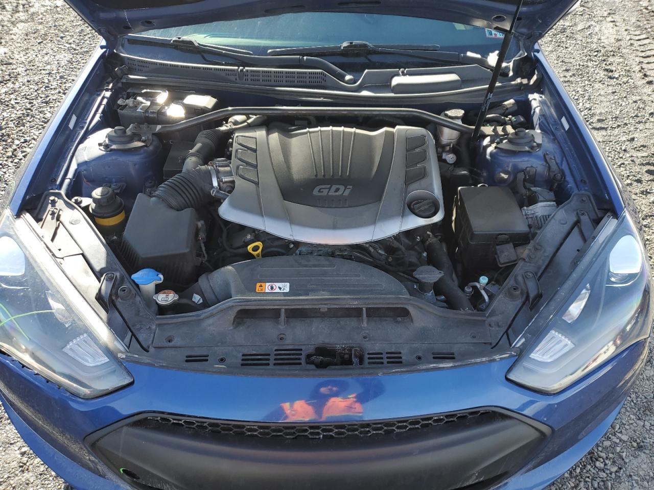2015 Hyundai Genesis - Image 11