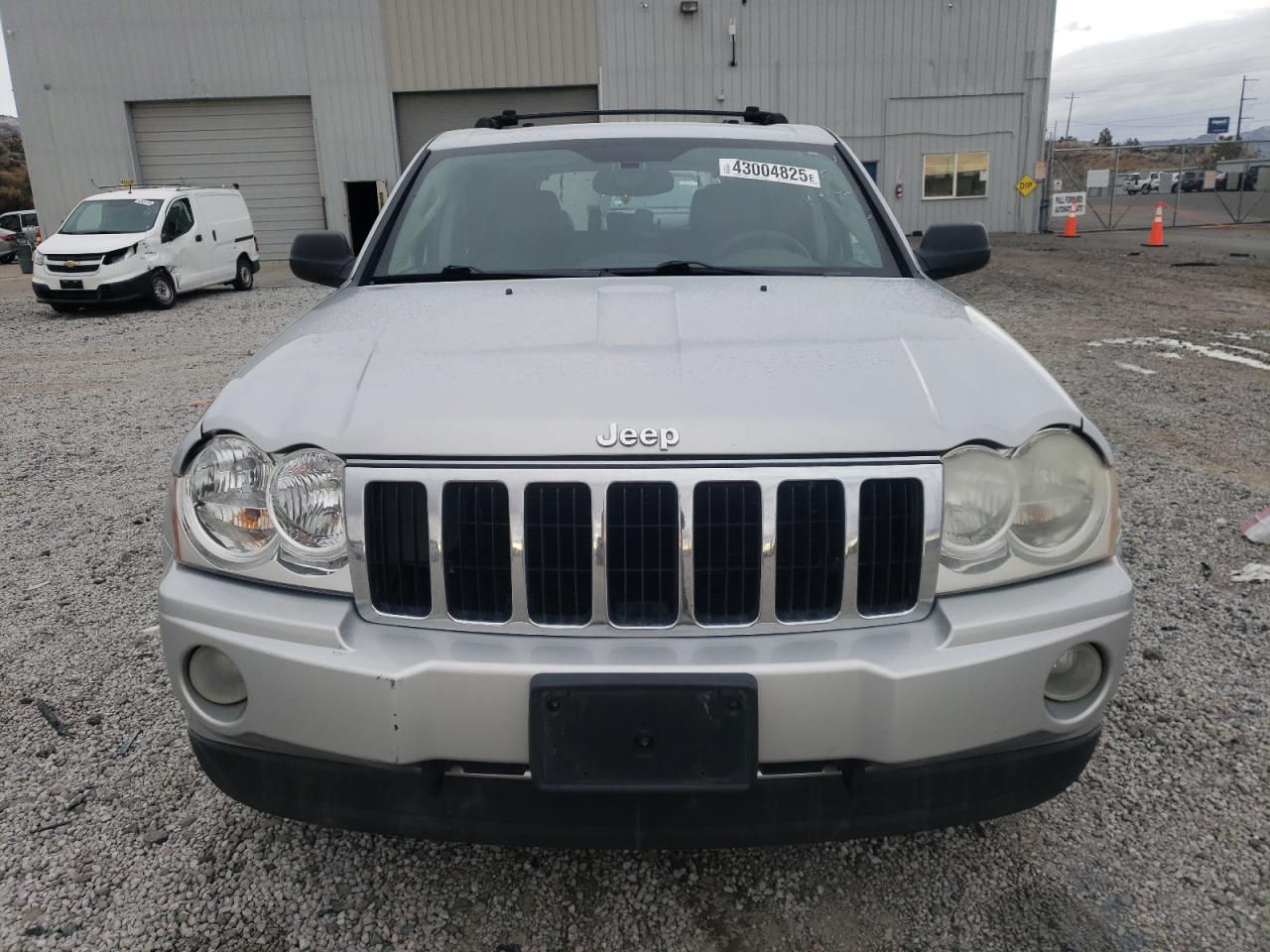 2007 Jeep Grand Cherokee - Image 5